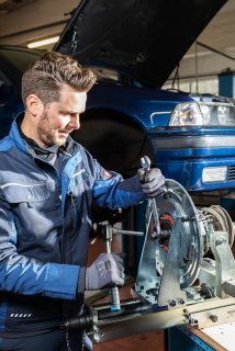 HAZET Stoßdämpfer Werkzeug Satz 4915/15 ∙ 1/2 Zoll (12,5 mm) Vierkant hohl ∙ Innen TORX® Profil | Innen Sechskant Profil | Zapfenp Bild 4
