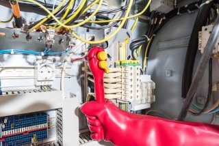 HAZET Schraubendreher-Steckschlüsseleinsatz ∙ schutzisoliert 986LG-5KV ∙ 1/2 Zoll (12,5 mm) Vierkant hohl ∙ Innen Sechskant Prof Bild 3