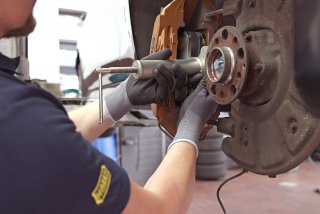 HAZET Bremsadapterplatten Satz für 6-Kolben Bremssättel 4971-3/2 Bild 8