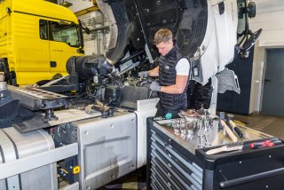 VIGOR Werkstattwagen Series XD ∙ extratief ∙ Edelstahl-Arbeitsplatte ∙ mit Sortiment ∙ V4481-XD/469 ∙ 469-teilig ∙ Anzahl Werkze Bild 4