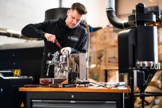VIGOR Mobile Werkbank Series XL mit Spezialwerkzeug Sortiment ∙ V7026N-2 ∙ 77-teilig ∙ Anzahl Werkzeuge: 77 Bild 15