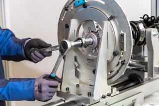 HAZET Gegenhalter für Kolbenstange 4910-XZN10 ∙ 1/2 Zoll (12,5 mm) Vierkant hohl ∙ Innen Vielzahn Profil XZN ∙ SW M10 Bild 7