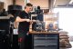 VIGOR Mobile Werkbank Series XL mit Spezialwerkzeug Sortiment ∙ V7026-2 ∙ 121-teilig ∙ Anzahl Werkzeuge: 121