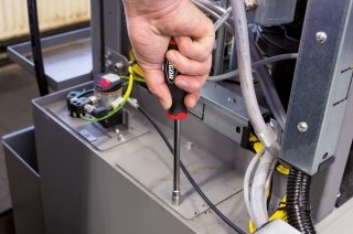 VIGOR Steckschlüssel Schraubendreher ∙ V4221 ∙ Außen Sechskant Profil ∙ SW 7 mm