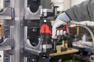 VIGOR Schlagschrauber ∙ V5771 ∙ Lösemoment maximal [Nm]: 1200 Nm ∙ 1/2 Zoll (12,5 mm) Vierkant massiv