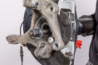 VIGOR Demontage Satz ∙ universal ∙ für geschraubte Radlagereinheit ∙ V3732 ∙ 7-teilig ∙ Anzahl Werkzeuge: 7