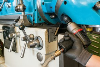 VIGOR Schlagschrauber Steckschlüsseleinsatz ∙ kurz ∙ V5550S-10 ∙ 1/2 Zoll (12,5 mm) Vierkant hohl ∙ Außen Sechskant Profil ∙ SW 