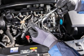 HAZET Glühkerzen Schlüssel 4760-2 ∙ 3/8 Zoll (10 mm) Vierkant hohl ∙ Außen Sechskant Profil ∙ SW 8 mm ∙ 5⁄16″